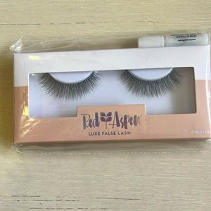 Red Aspen Luxe False Lashes  Resilient